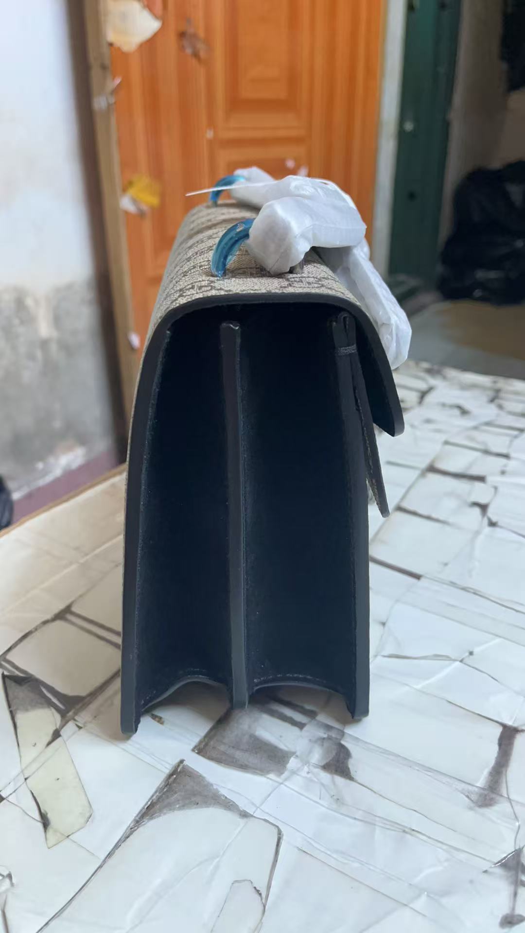 Gucci Handbags AAAA(Women)-221