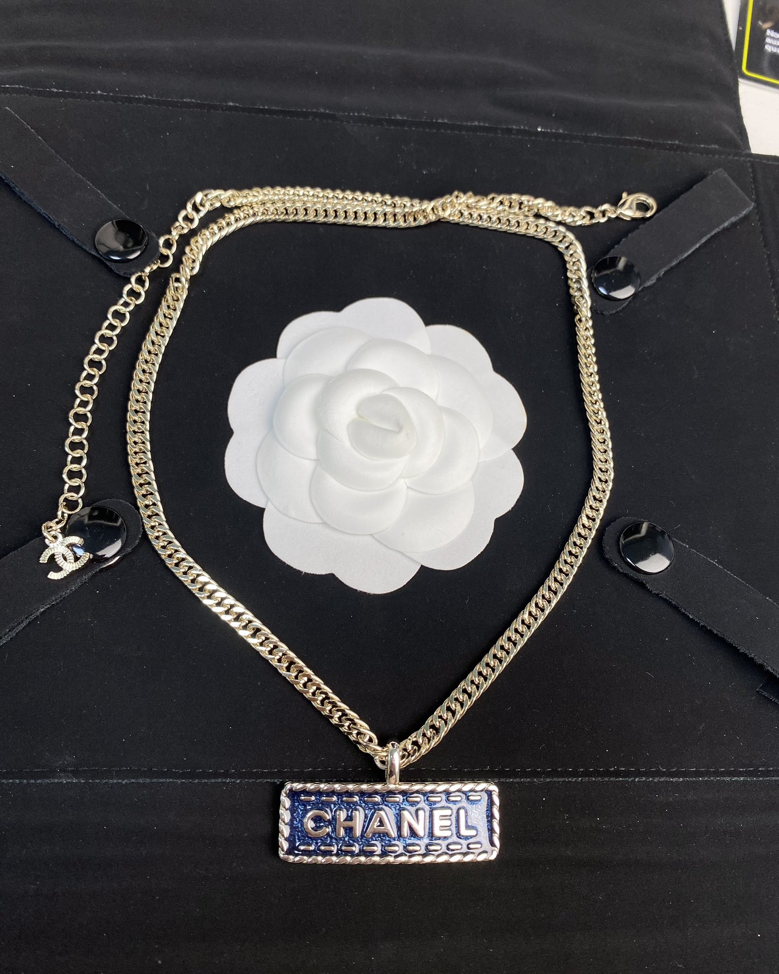 Chanel Necklace-012