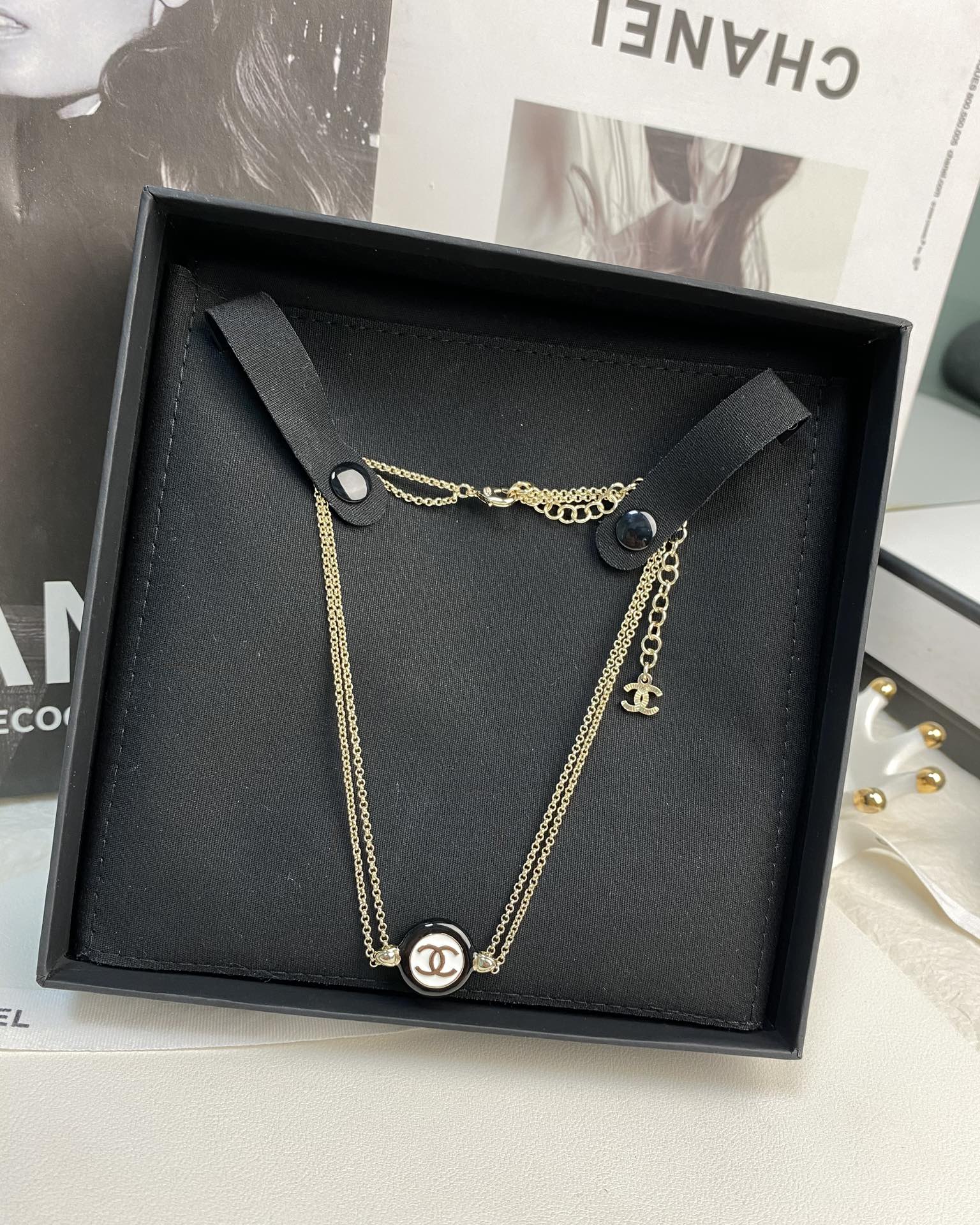 Chanel Necklace-007