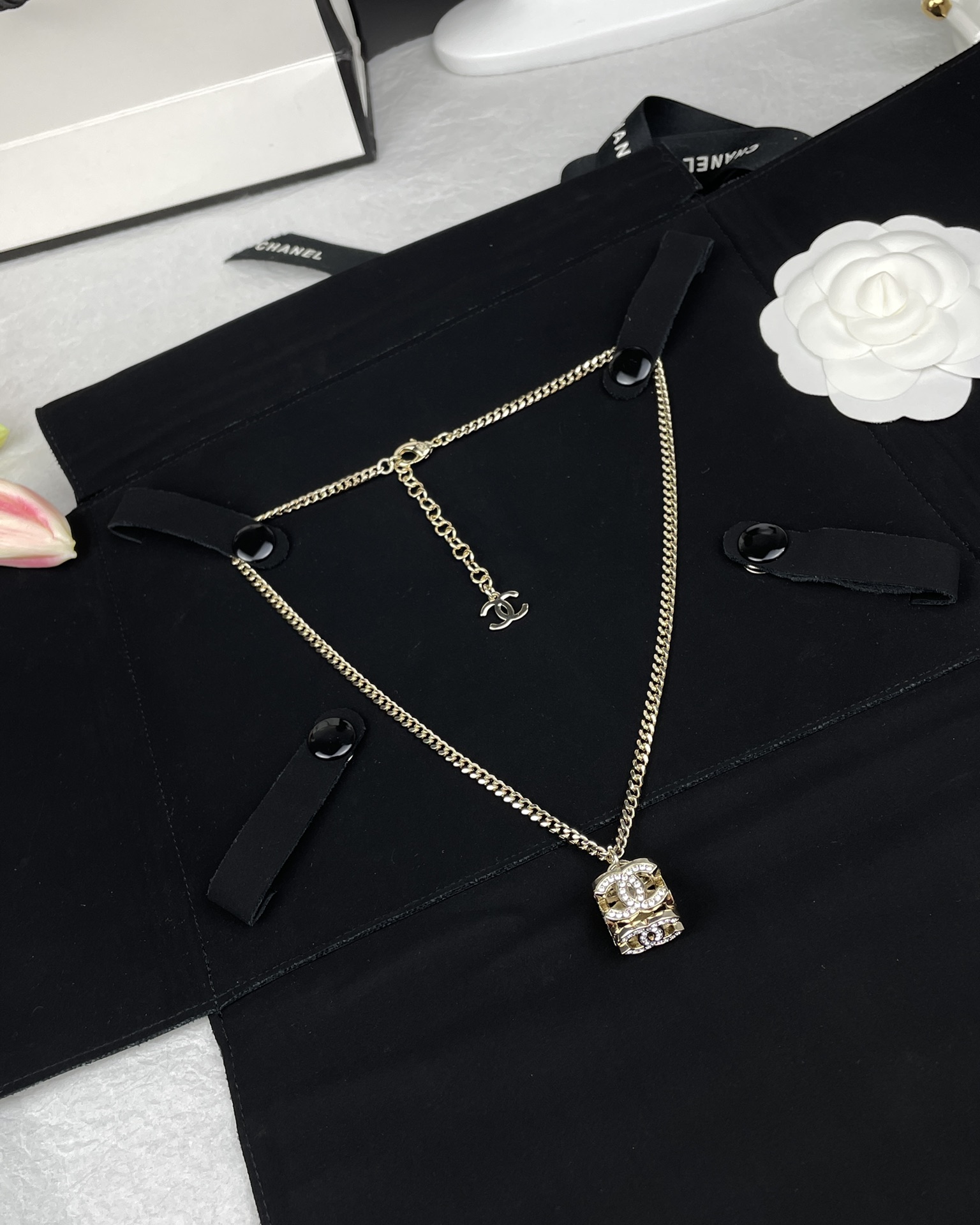 Chanel Necklace-003