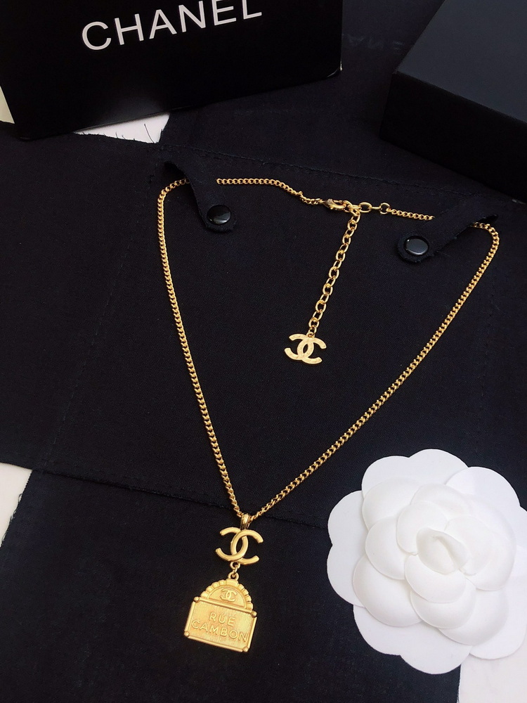 Chanel Necklace-182