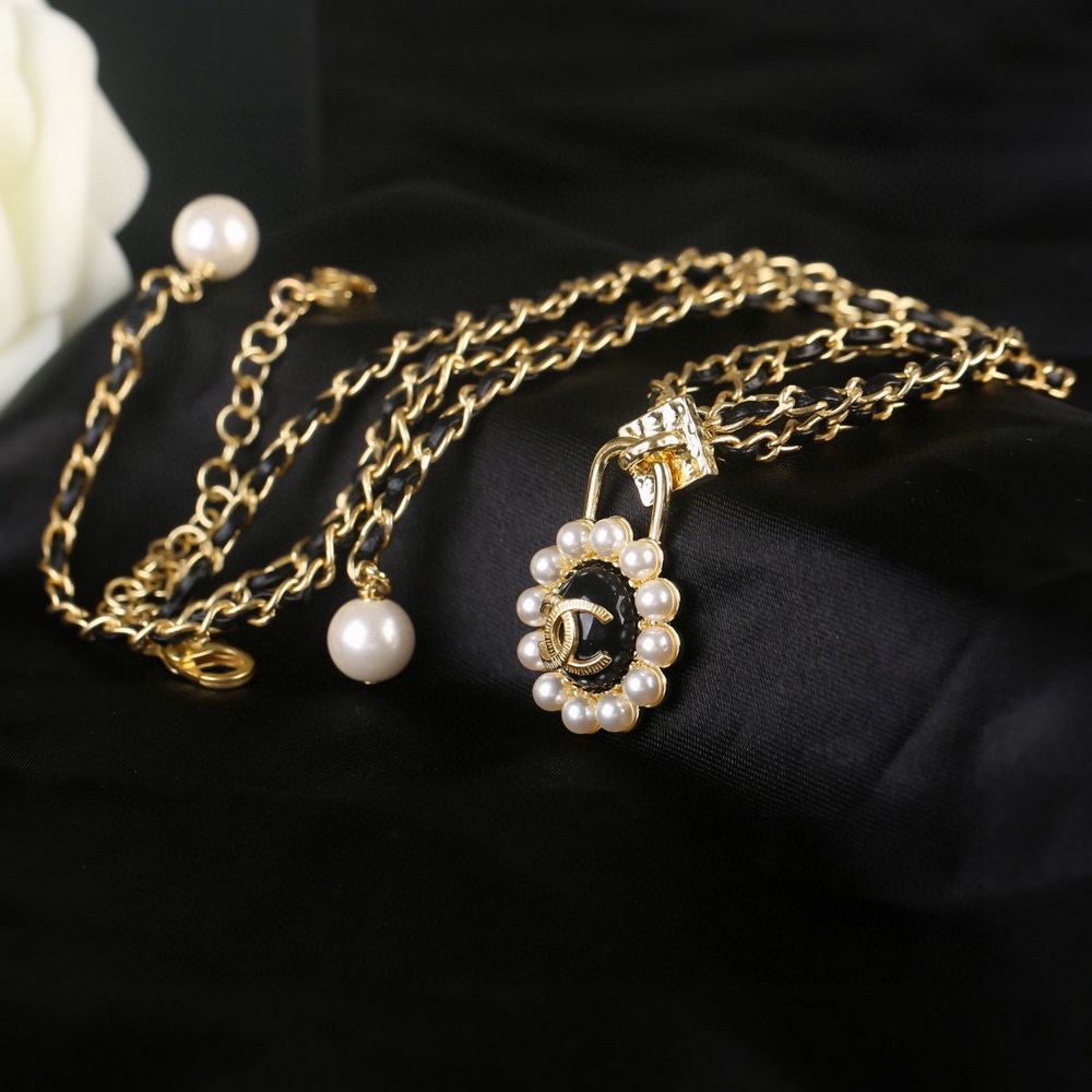 Chanel Necklace-403