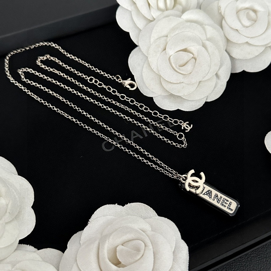 Chanel Necklace-304