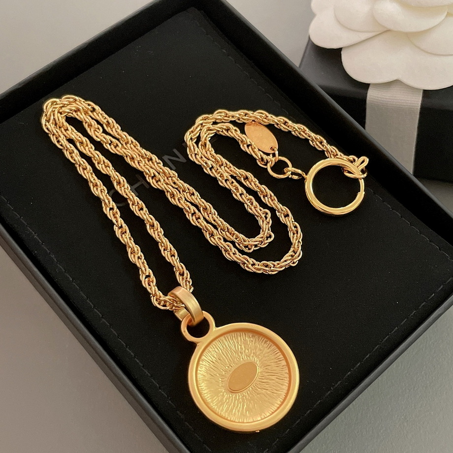 Chanel Necklace-293