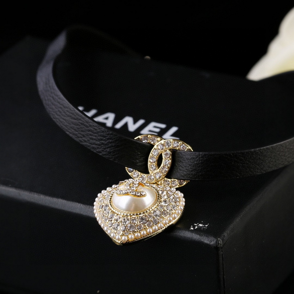 Chanel Necklace-381