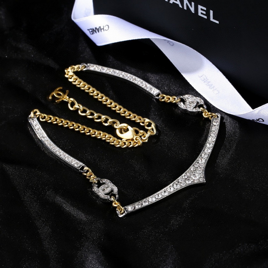 Chanel Necklace-375