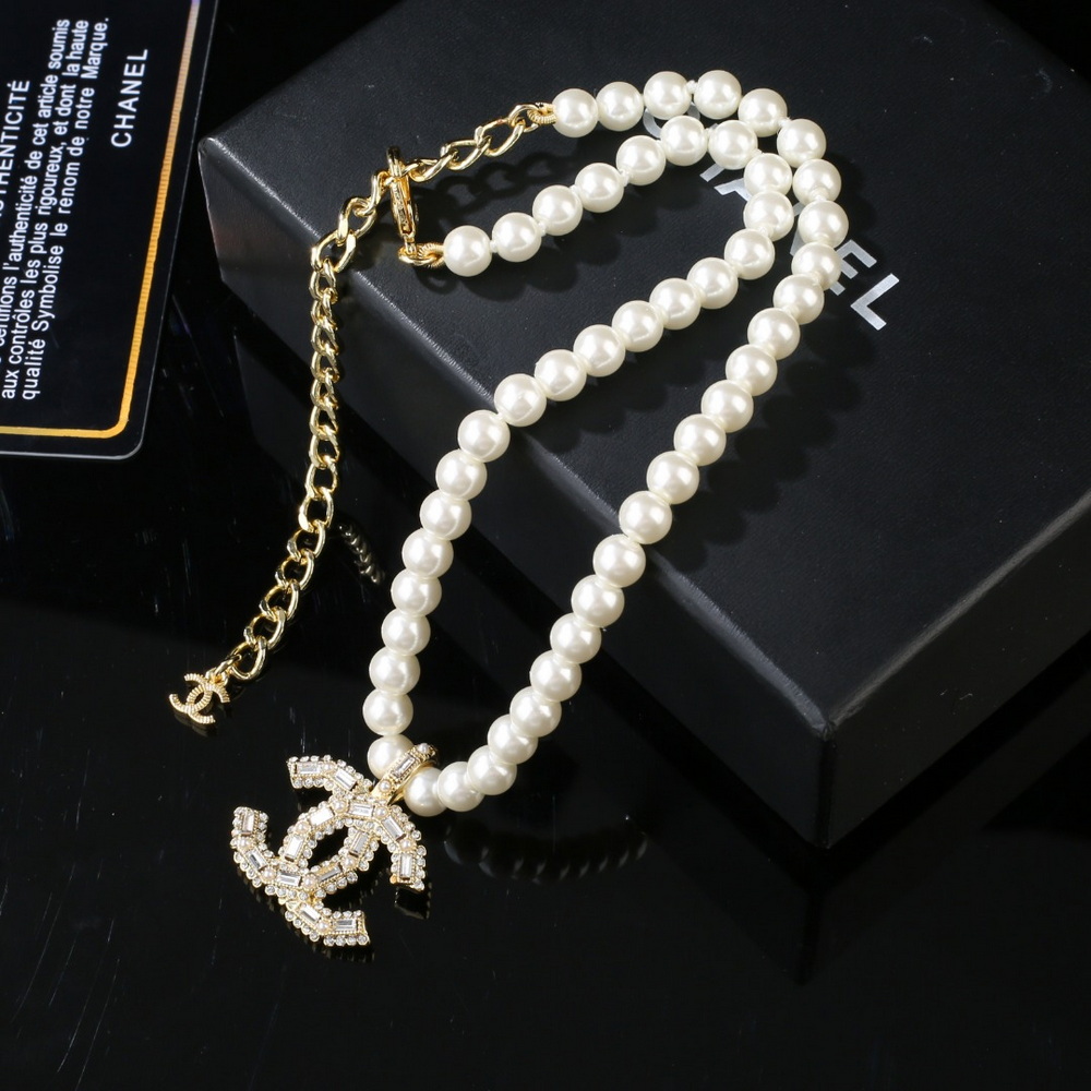Chanel Necklace-286