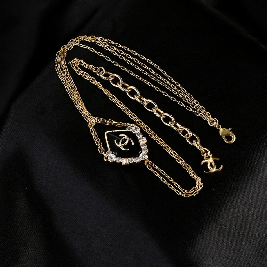 Chanel Necklace-098
