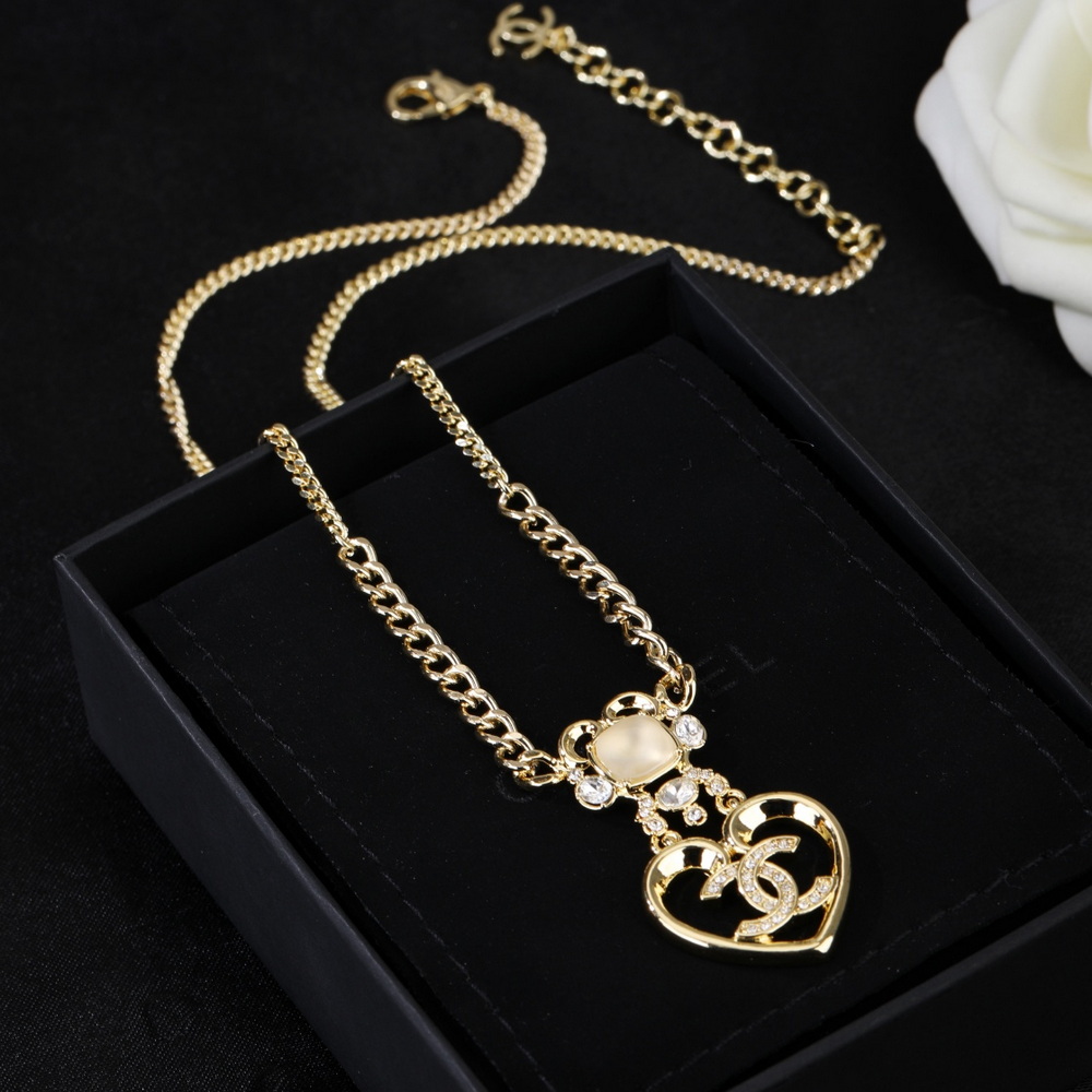 Chanel Necklace-087