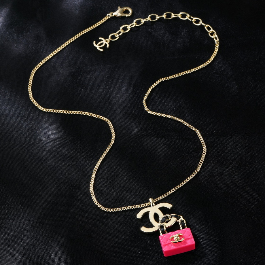 Chanel Necklace-020