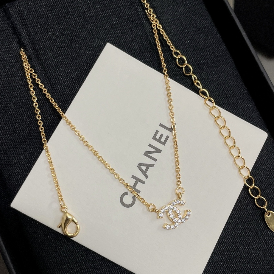 Chanel Necklace-054
