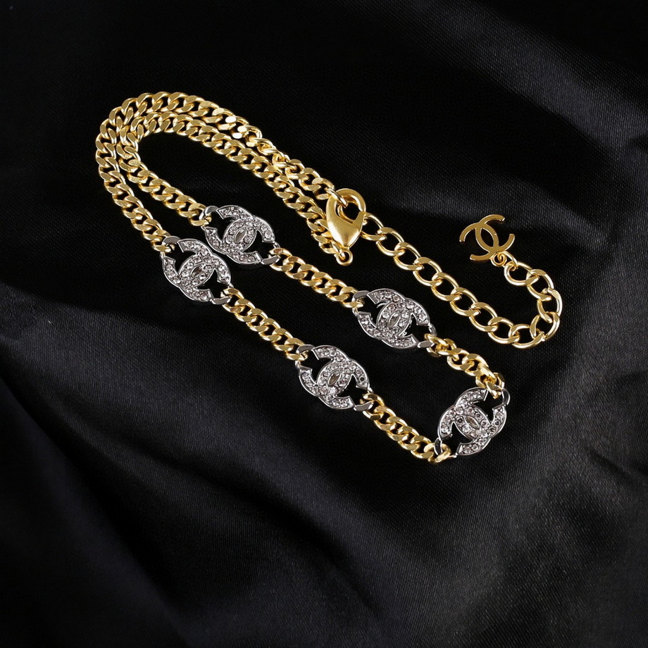 Chanel Necklace-051
