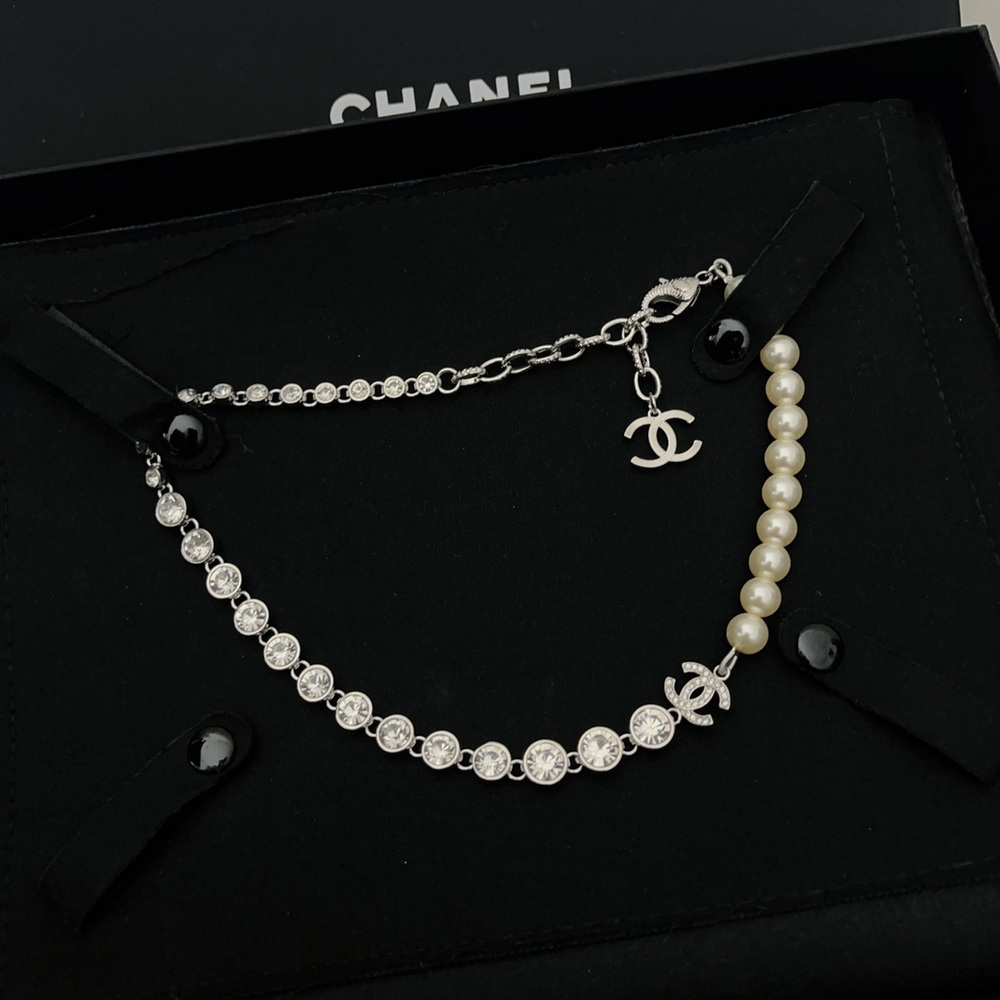 Chanel Necklace-046