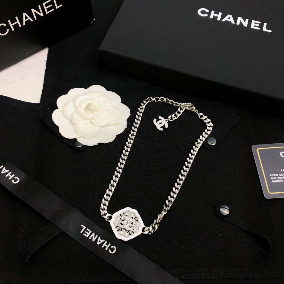 Chanel Necklace-043