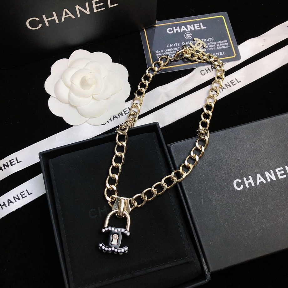 Chanel Necklace-037