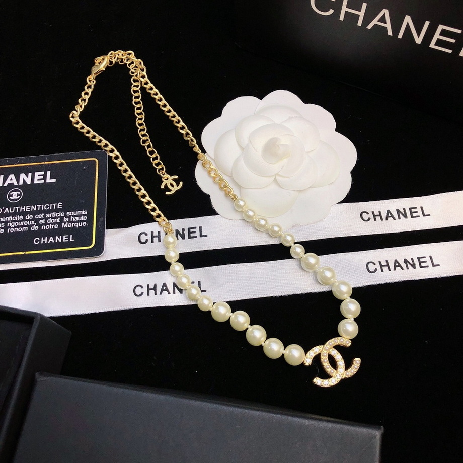 Chanel Necklace-032