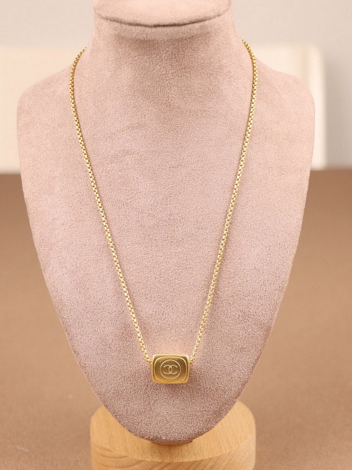Chanel Necklace-477