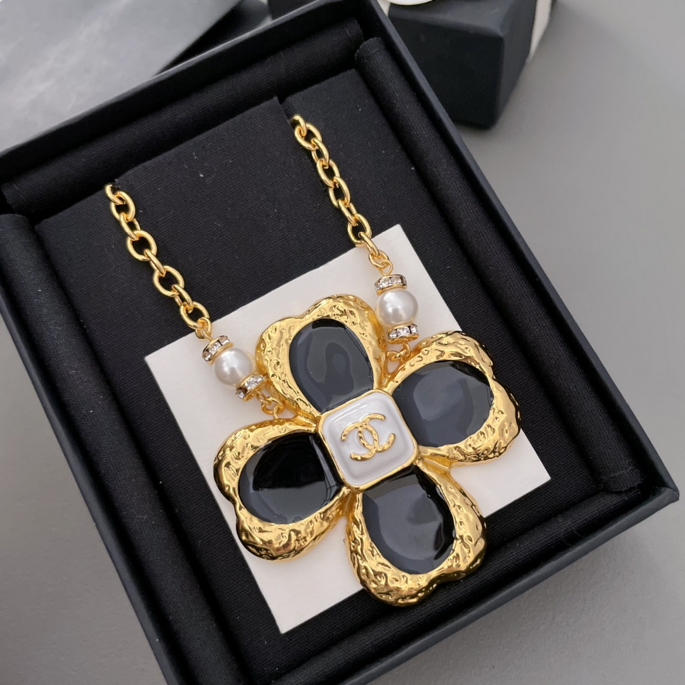 Chanel Necklace-338