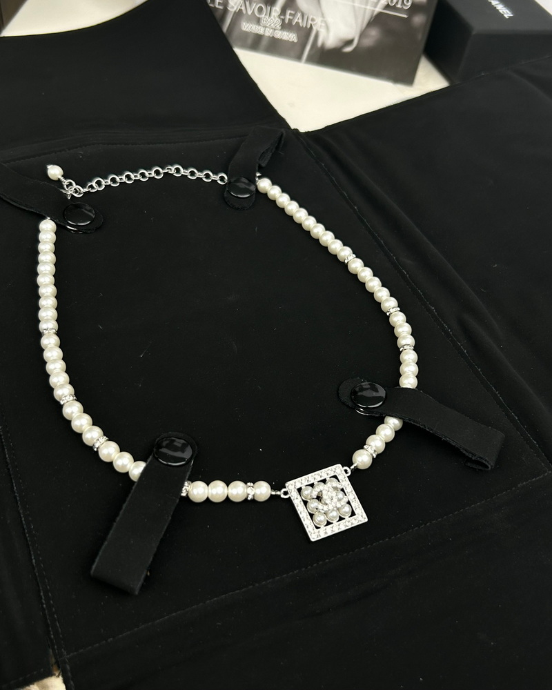 Chanel Necklace-206