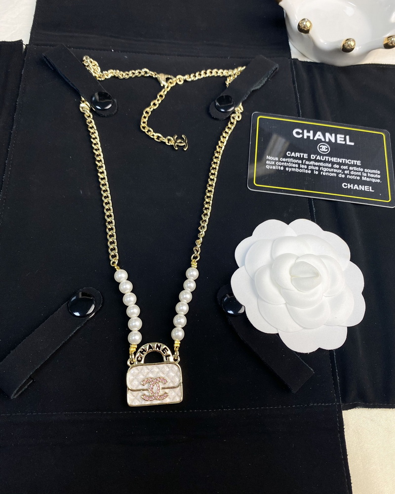 Chanel Necklace-193