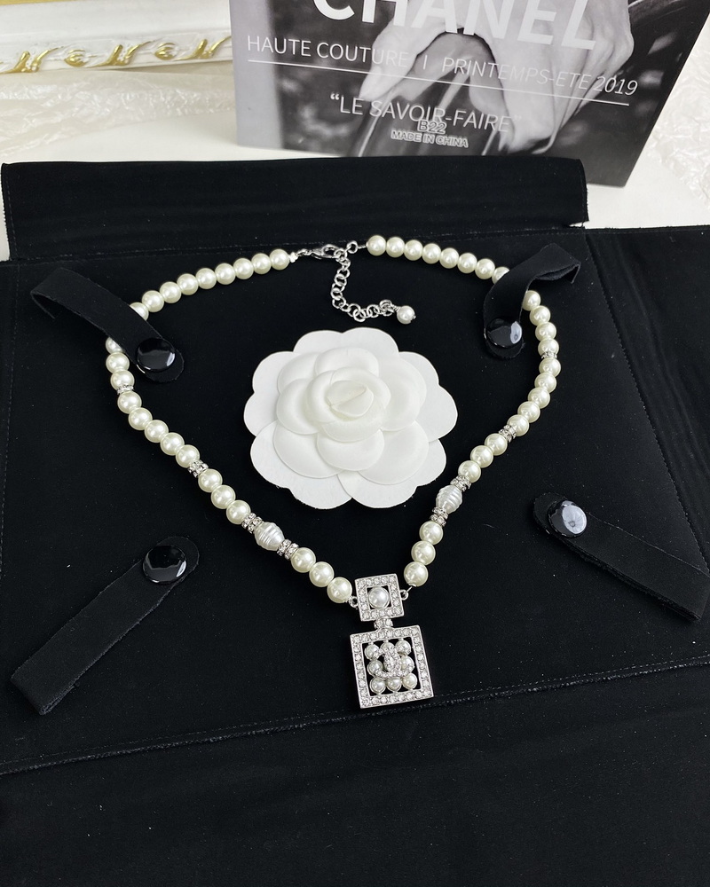 Chanel Necklace-189