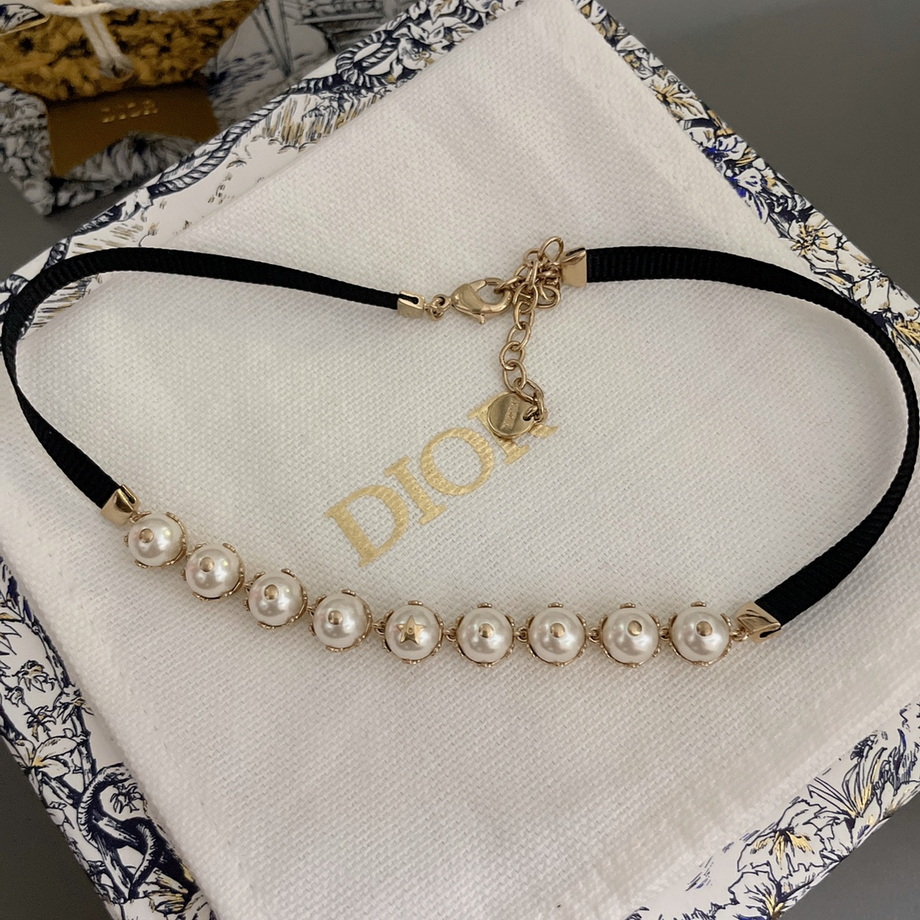 Dior Necklace-097