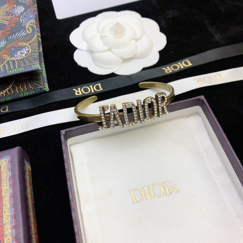 Dior Bracelet-029