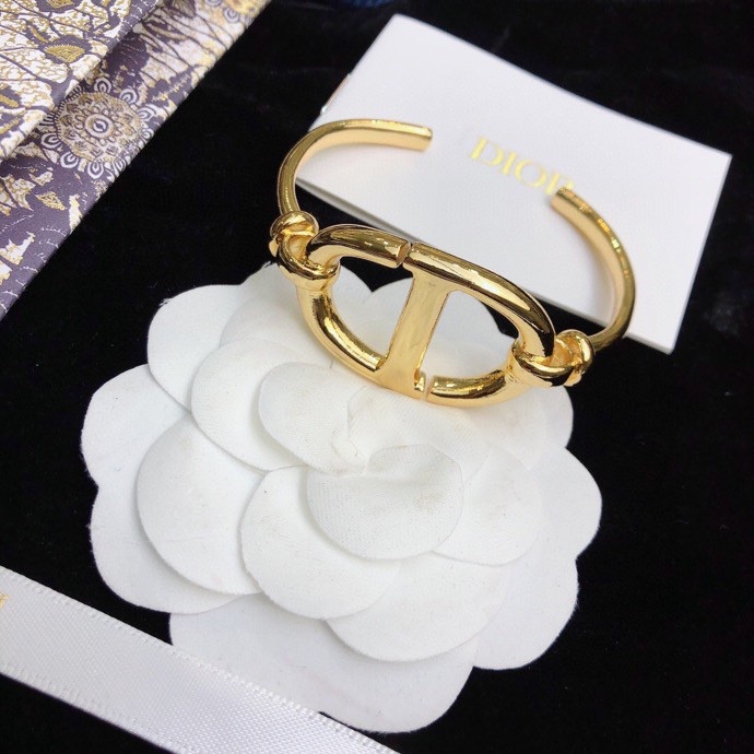 Dior Bracelet-019