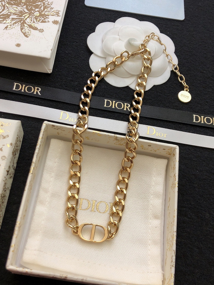 Dior Necklace-003