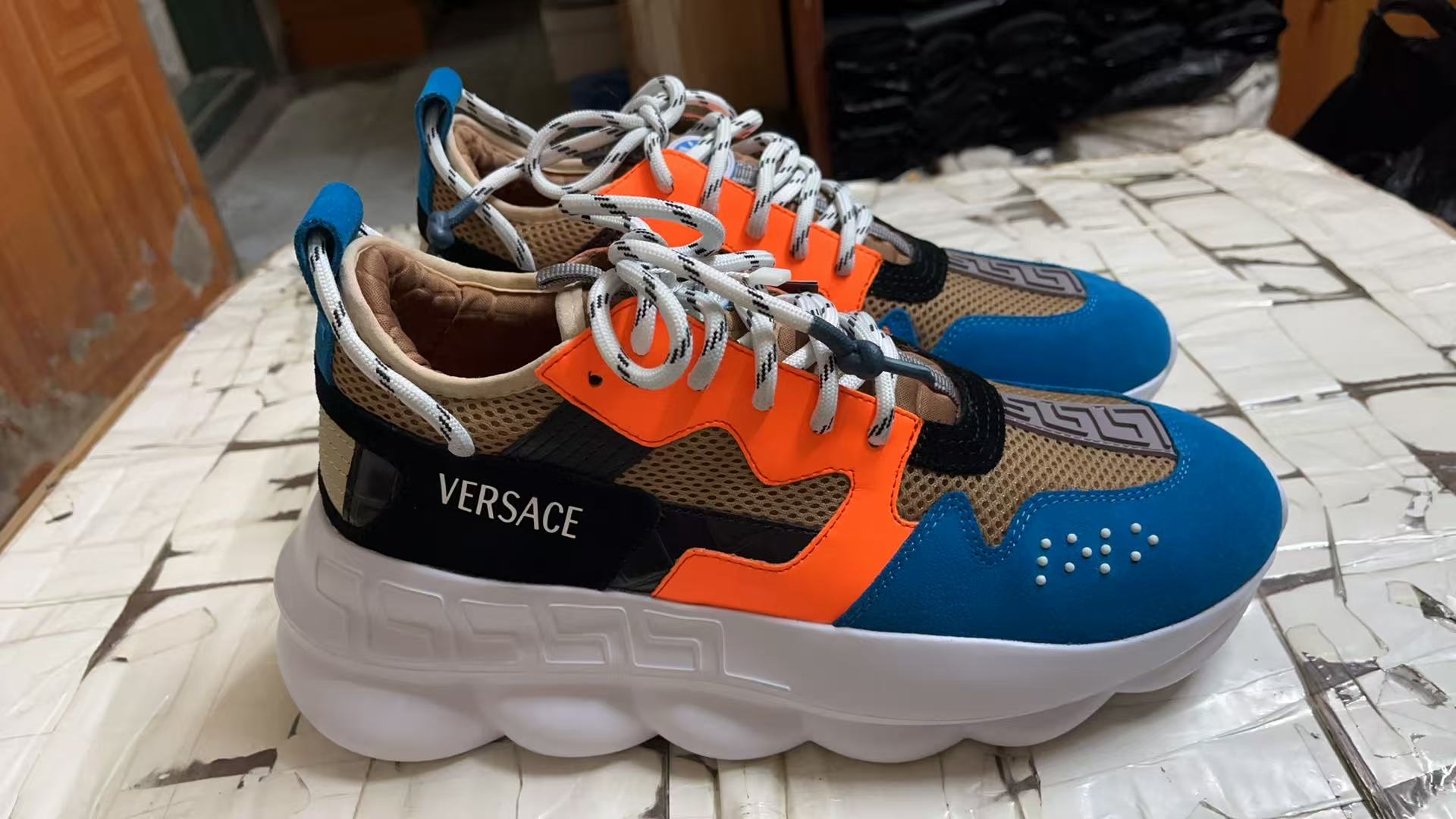 Versace Shoes(AAA)-150