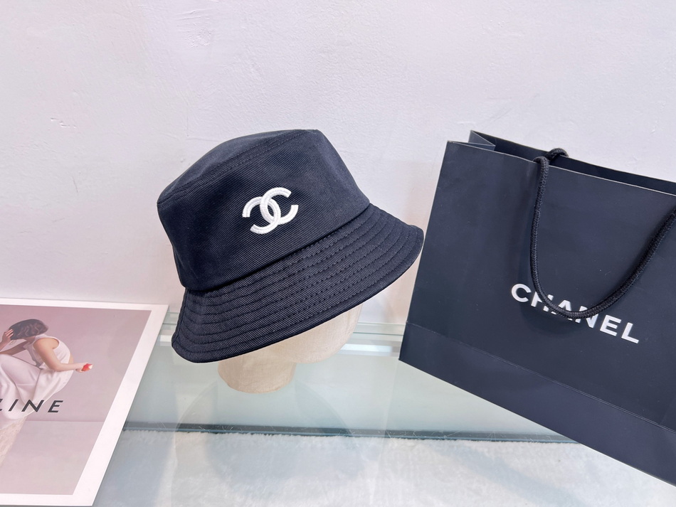 Chanel Cap-043