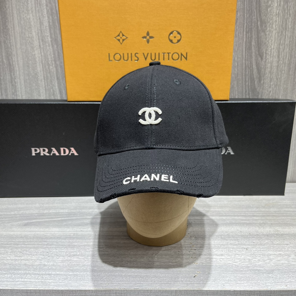 Chanel Cap-041