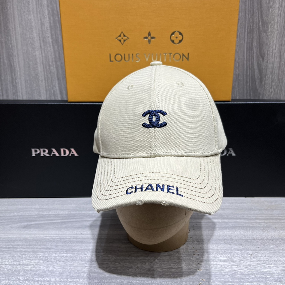 Chanel Cap-040