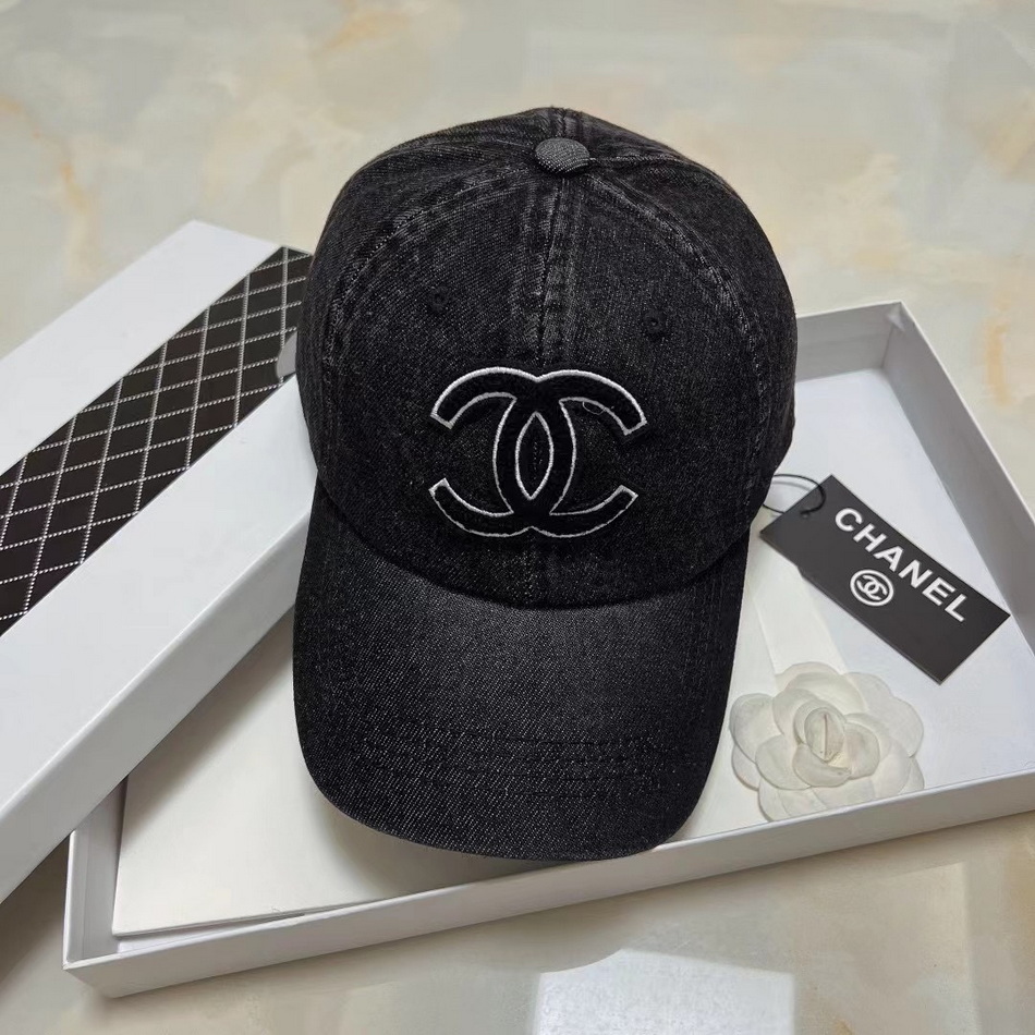 Chanel Cap-057