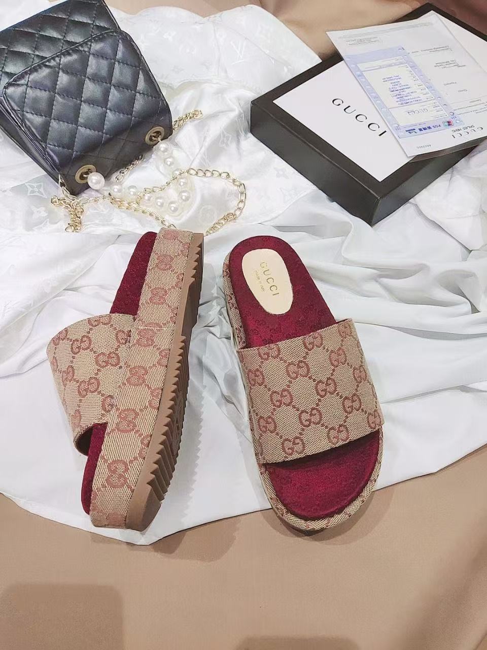 Gucci Slippers(AAA)-470