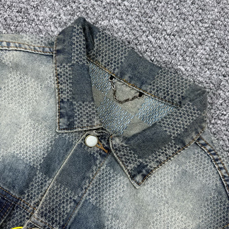 LV Jacket-020