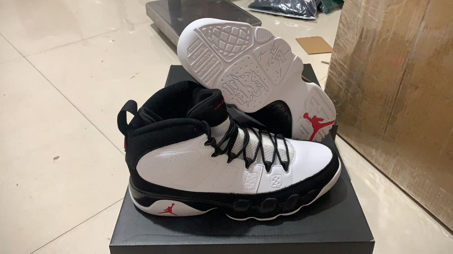 Air Jordan 9 Retro-019