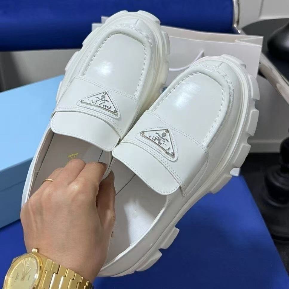 Prada Shoes AAA(Women)-037