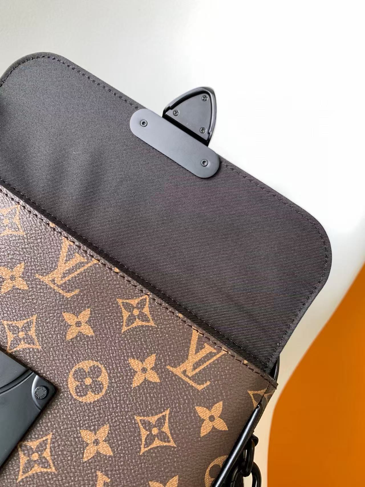 LV Handbags AAA(Men)-335