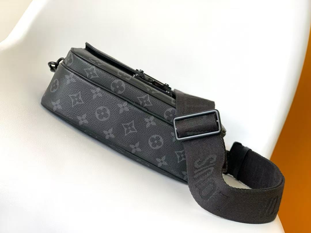 LV Handbags AAA(Men)-334