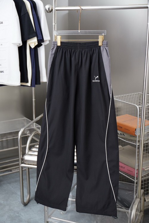 Balenciaga Pants-089