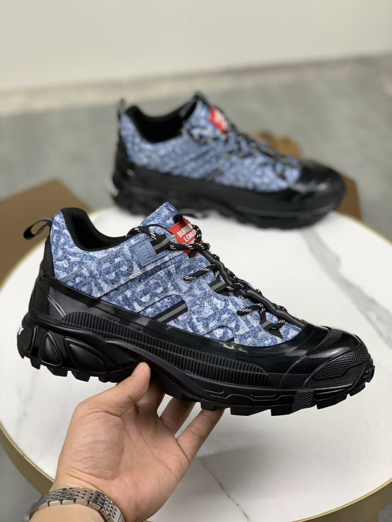 Burberry Shoes(AAA)-019