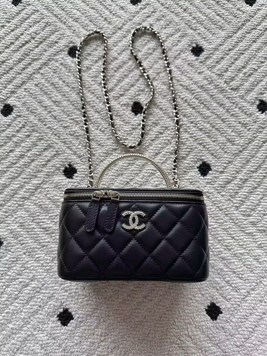 Chanel Handbags AAAA(Women)-143