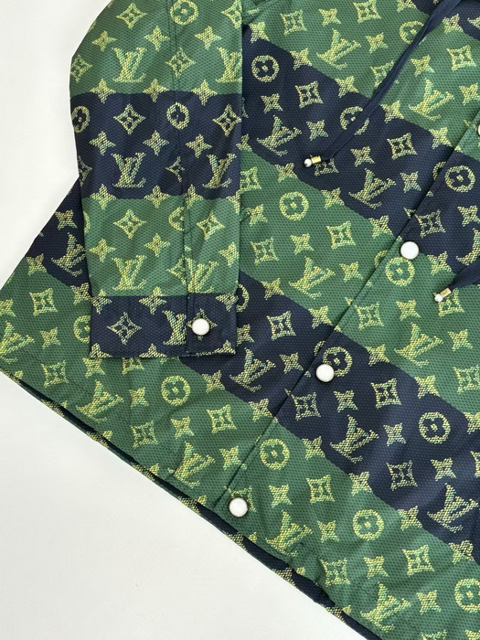 LV Jacket-064