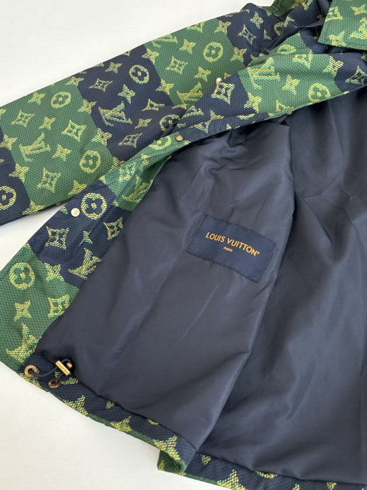 LV Jacket-064