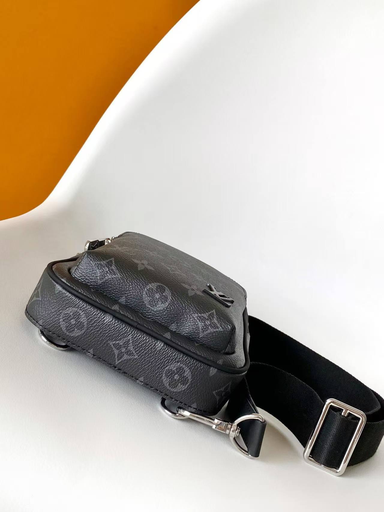 LV Handbags AAA(Men)-336