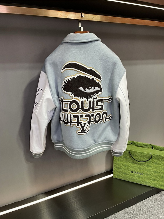 LV Jacket-091