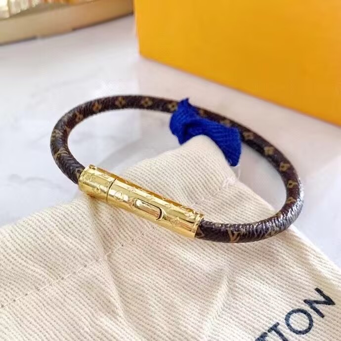 LV Bracelet-007