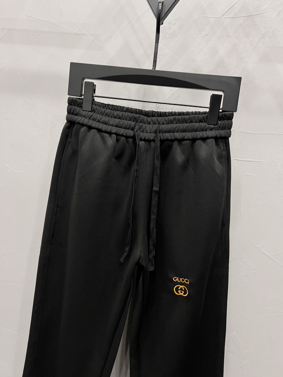 GUCCI Pants-154
