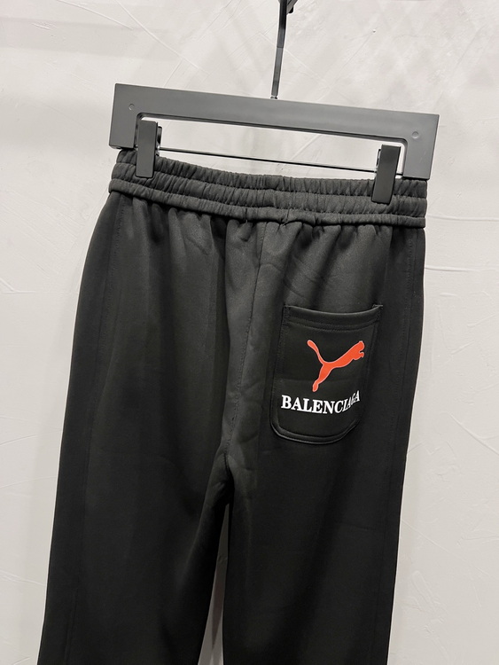 Balenciaga Pants-119